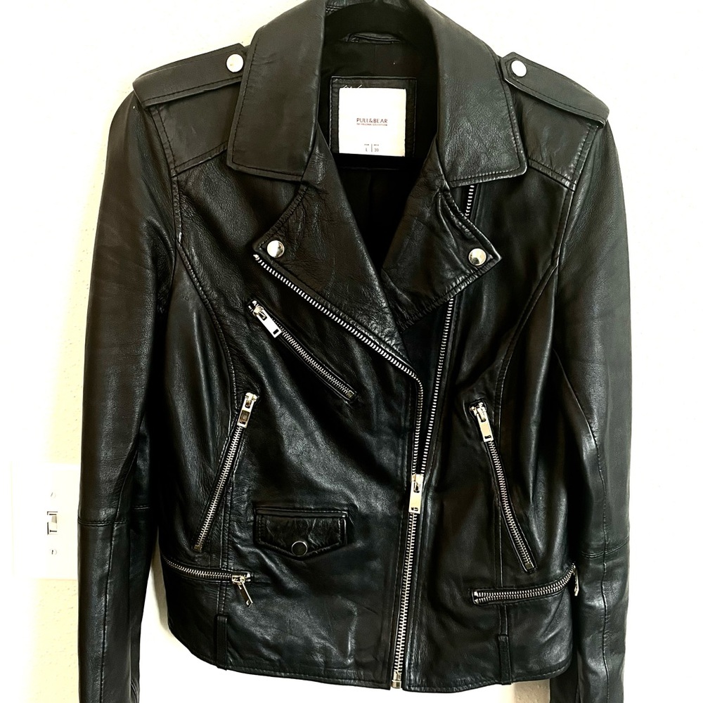 Pull & Bear leather jacket still in great condition!